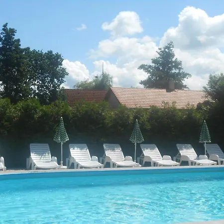 Klimatisierte Mit Pool